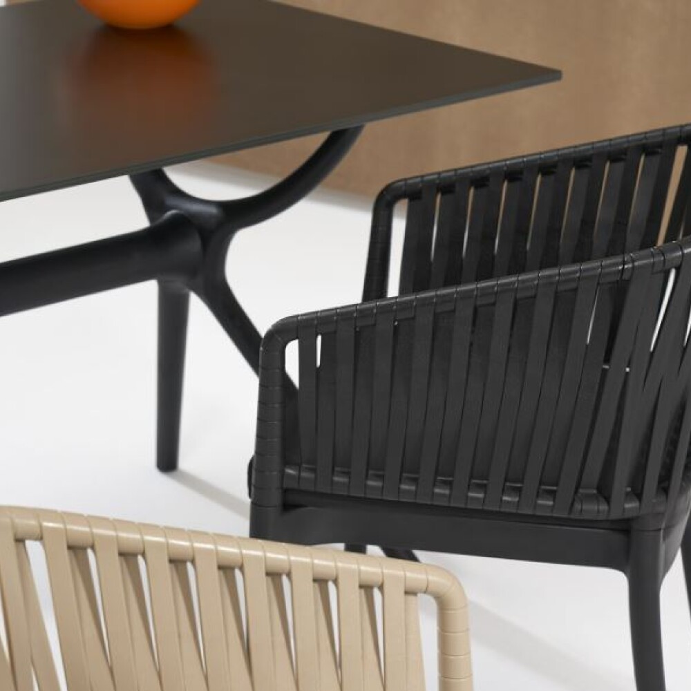 Plastová židle PORTOFINO ARMCHAIR