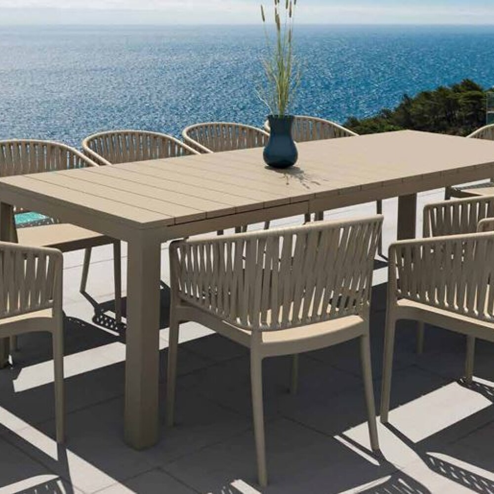 Plastová židle PORTOFINO ARMCHAIR