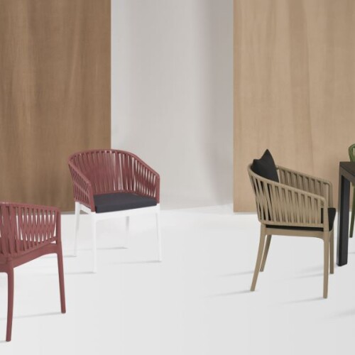 Plastová židle PORTOFINO ARMCHAIR