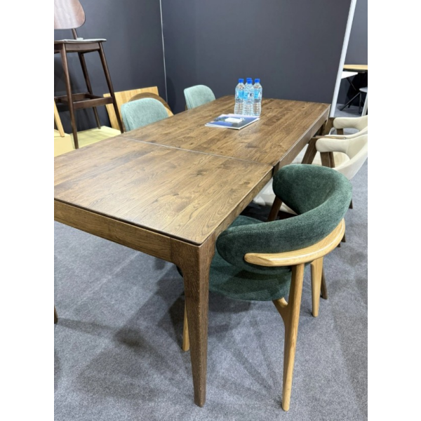 Dubový jídelní stůl Denis – rozkládací masivní stůl 180x90 cm (+ 70 cm)
